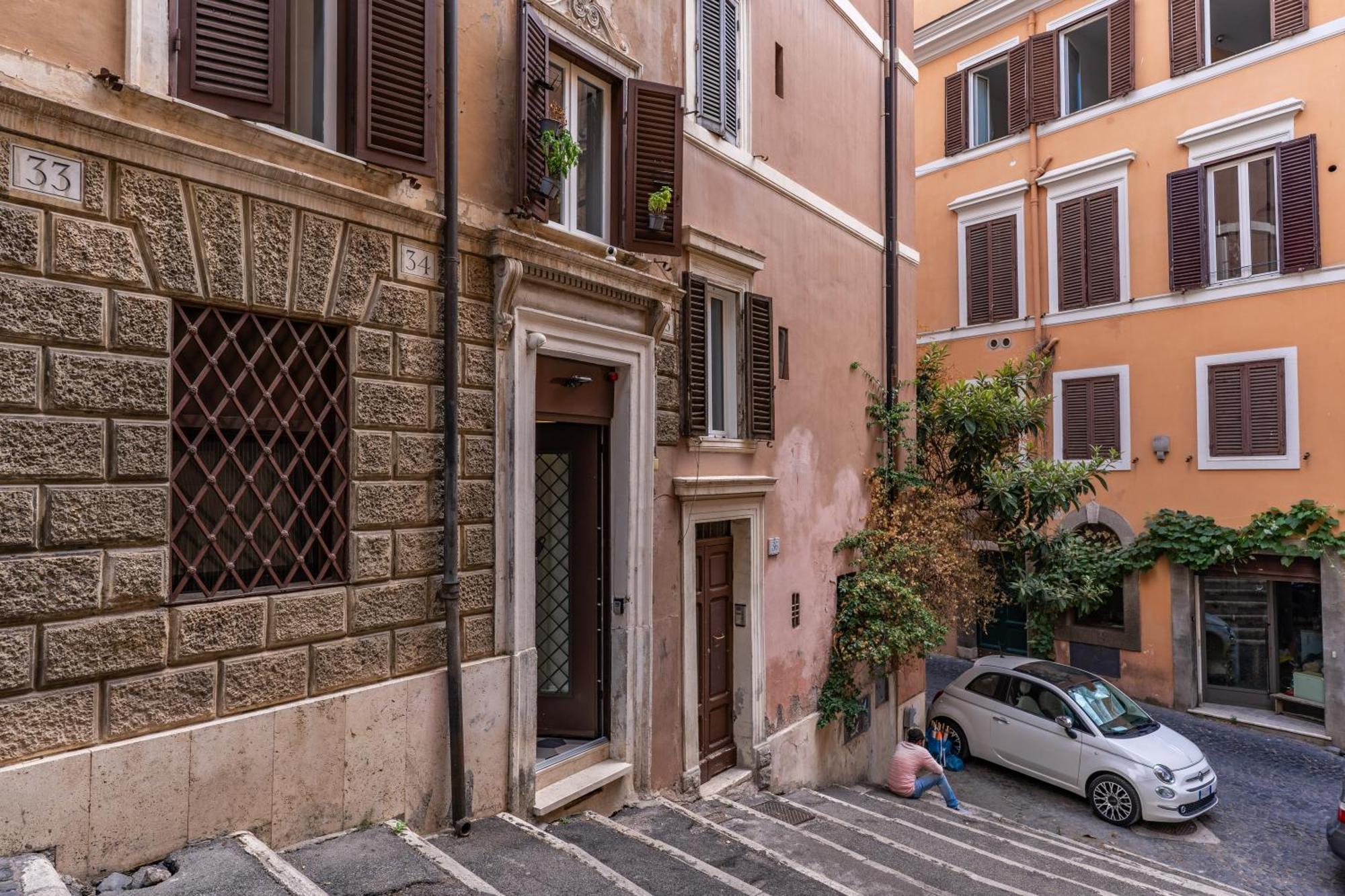 Ibernesi Luxury Home, Rome